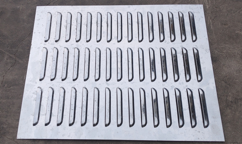 百葉孔鐵板沖孔網(wǎng)產(chǎn)品展示